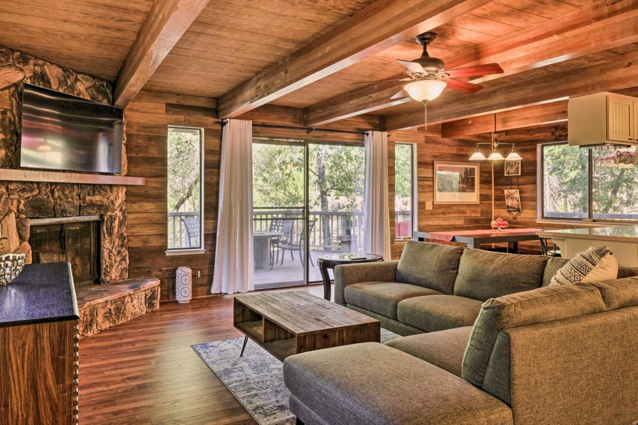 Spacious Groveland Cabin With Wraparound Deck! エクステリア 写真