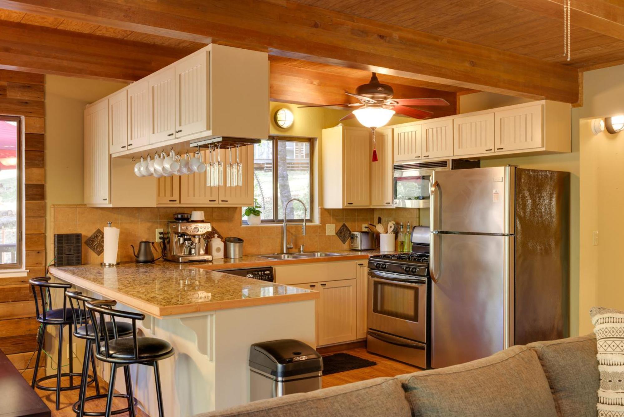 Spacious Groveland Cabin With Wraparound Deck! エクステリア 写真