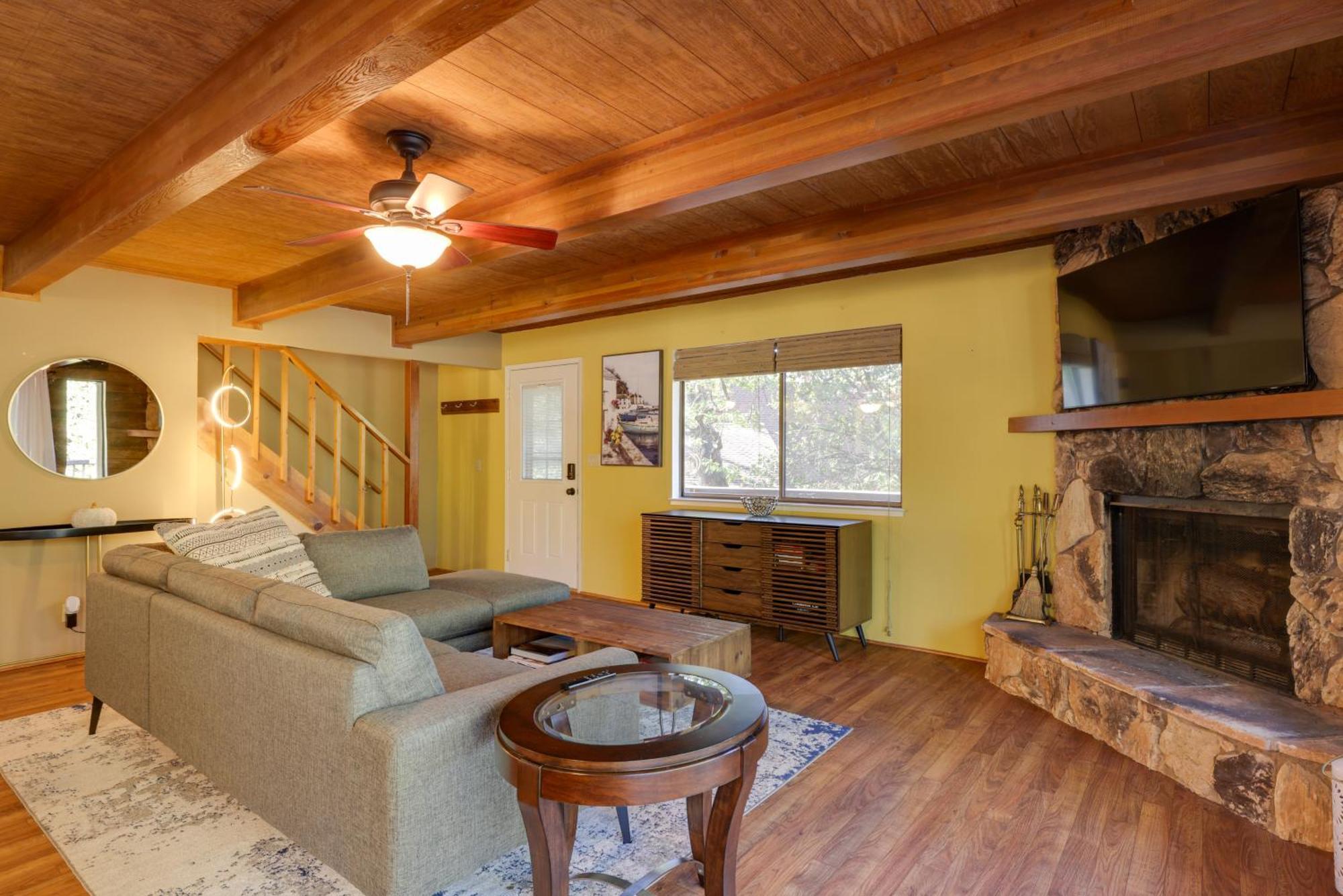 Spacious Groveland Cabin With Wraparound Deck! エクステリア 写真