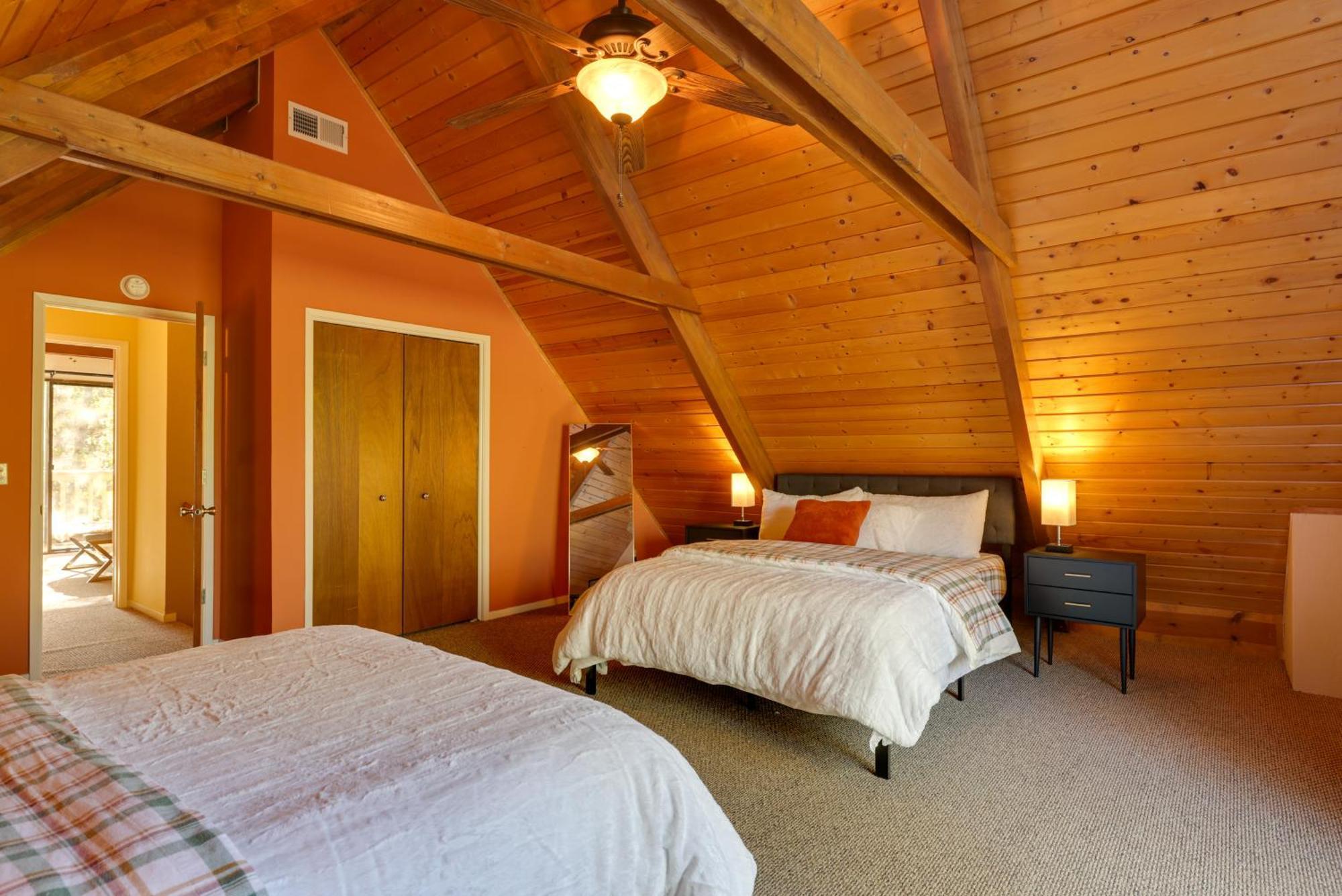 Spacious Groveland Cabin With Wraparound Deck! エクステリア 写真